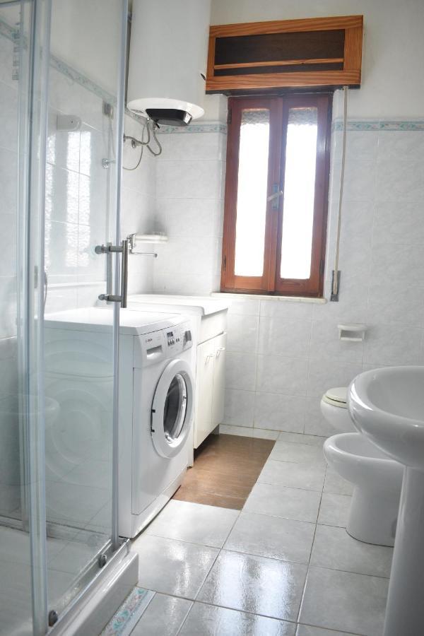Casa Vacanze "Villa Severina" Iun R6166 R6692 Carbonia Exteriör bild